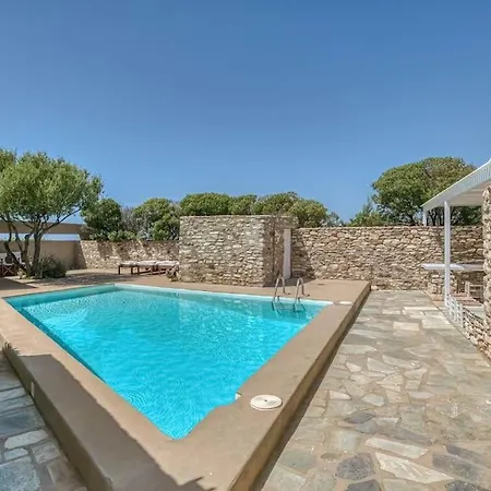 Villa Finca - Atypical