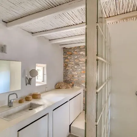 Finca - Atypical Villa